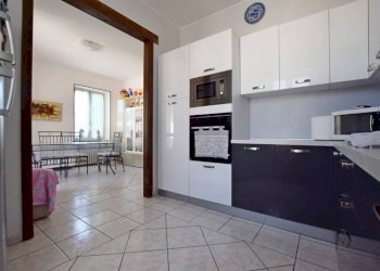 Cucina - Appartamento via Francesco Vigo, 9/B, Mondovì - foto 5