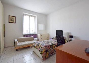 Camera da letto - Appartamento via Francesco Vigo, 9/B, Mondovì - foto 11