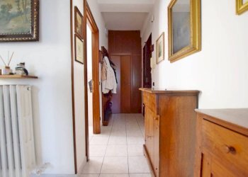 Corridoio - Appartamento via Francesco Vigo, 9/B, Mondovì - foto 15