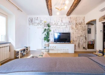 Camera da letto - Appartamento vico Pellegro Maruffo, 2, Genova (zona Voltri) - foto 8