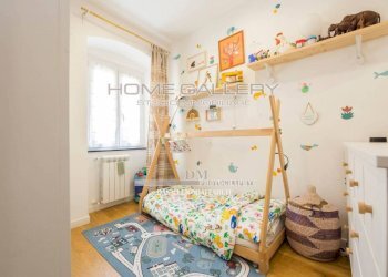 Camera da letto - Appartamento vico Pellegro Maruffo, 2, Genova (zona Voltri) - foto 18