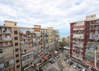 Foto 8 - Quadrilocale Piazzale Fratelli Sant'anna
 
9, Palermo - foto 8