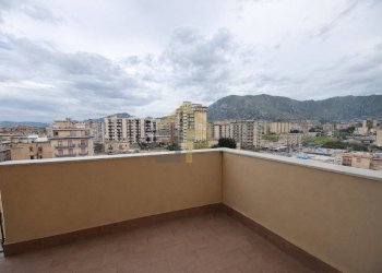 Foto 15 - Quadrilocale Piazzale Fratelli Sant'anna
 
9, Palermo - foto 15