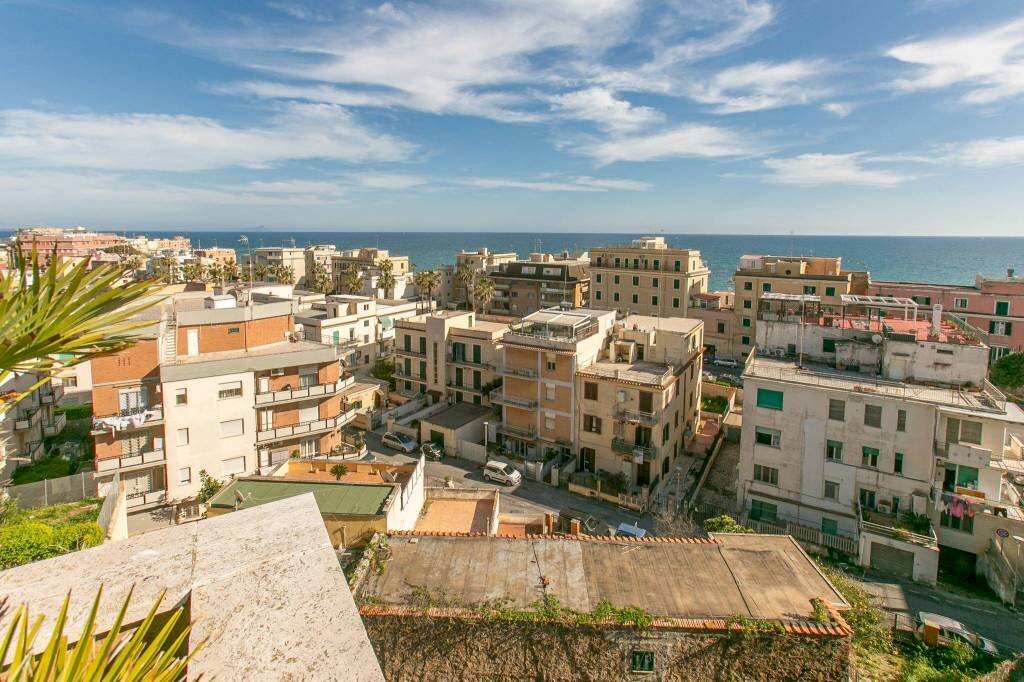 Vista - Attico via Candido De Angelis, 3, Anzio - foto 1