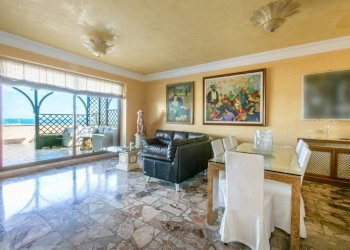 Salone - Attico via Candido De Angelis, 3, Anzio - foto 5