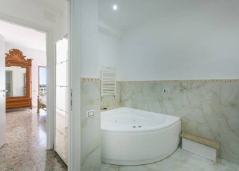 Bagno - Attico via Candido De Angelis, 3, Anzio - foto 37