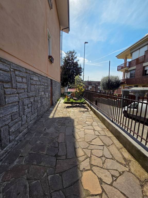 Cortile interno - Appartamento via Carlo Mussa, Asti - foto 2