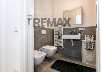 Bagno - Bilocale PIAZZALE CANTORE, Milano - foto 10