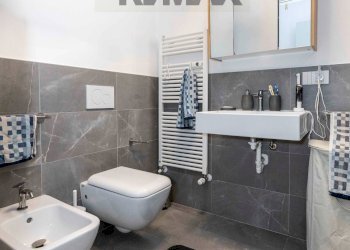 Bagno - Bilocale PIAZZALE CANTORE, Milano - foto 11