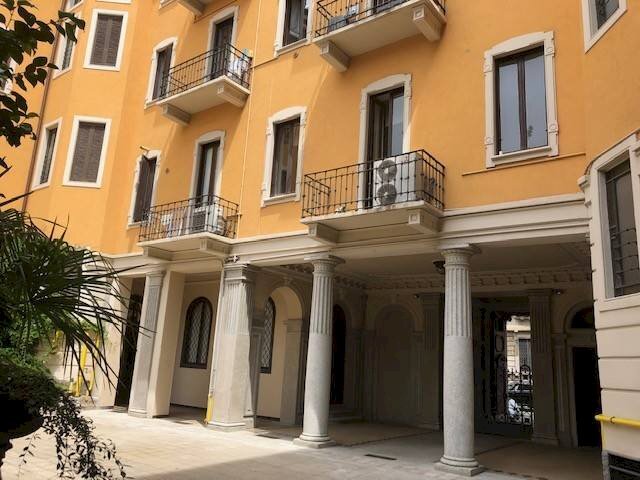 Facciata - Appartamento via Spartaco, 10, Milano - foto 1