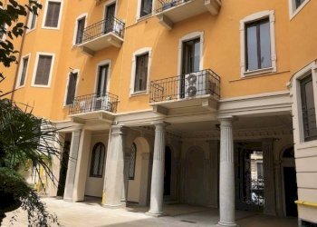 Facciata - Appartamento via Spartaco, 10, Milano - foto 1