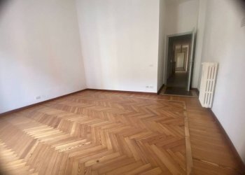 Camera da letto - Appartamento via Spartaco, 10, Milano - foto 4