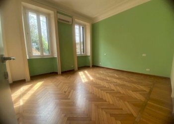 Camera da letto - Appartamento via Spartaco, 10, Milano - foto 9