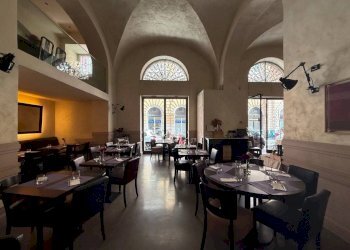 Interno non residenziale - Negozio via Aureliana, 40, Roma (zona Centro Storico) - foto 12