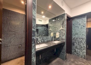 Bagno - Negozio via Aureliana, 40, Roma (zona Centro Storico) - foto 33