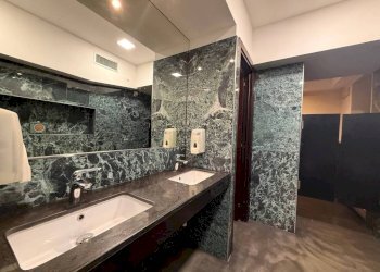 Bagno - Negozio via Aureliana, 40, Roma (zona Centro Storico) - foto 34