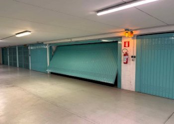 Box auto - Box via alla Stazione per Casella, 14, Genova (zona Castelletto) - foto 3