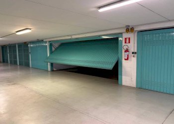 Box auto - Box via alla Stazione per Casella, 14, Genova (zona Castelletto) - foto 4