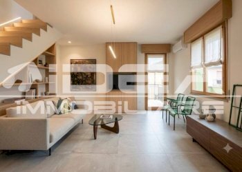 Soggiorno - Villa a Schiera via Mavora, Castelfranco Emilia - foto 1