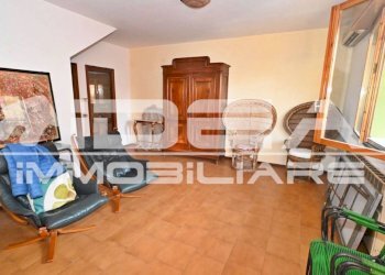 Soggiorno - Villa a Schiera via Mavora, Castelfranco Emilia - foto 29