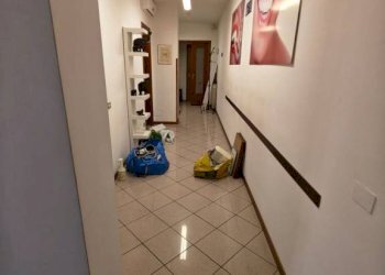 Corridoio - Ufficio Genova (zona Sampierdarena) - foto 8