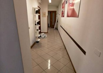 Corridoio - Ufficio Genova (zona Sampierdarena) - foto 17