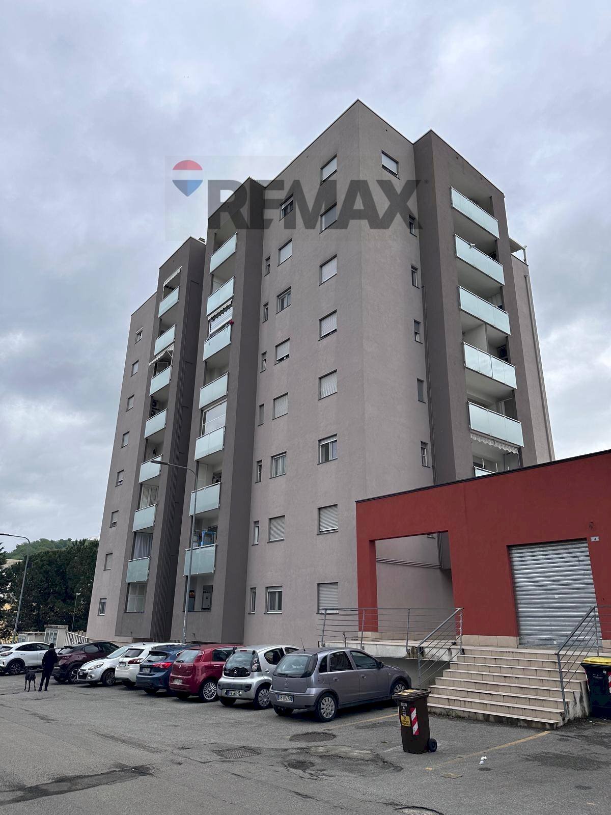 Edificio all\'aperto - Trilocale via anna morrone
 
14, Cosenza - foto 1