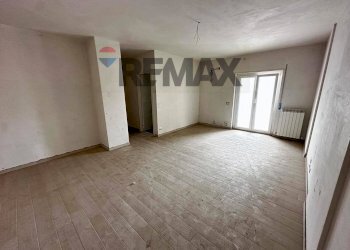 Stanza vuota - Trilocale via anna morrone
 
14, Cosenza - foto 2