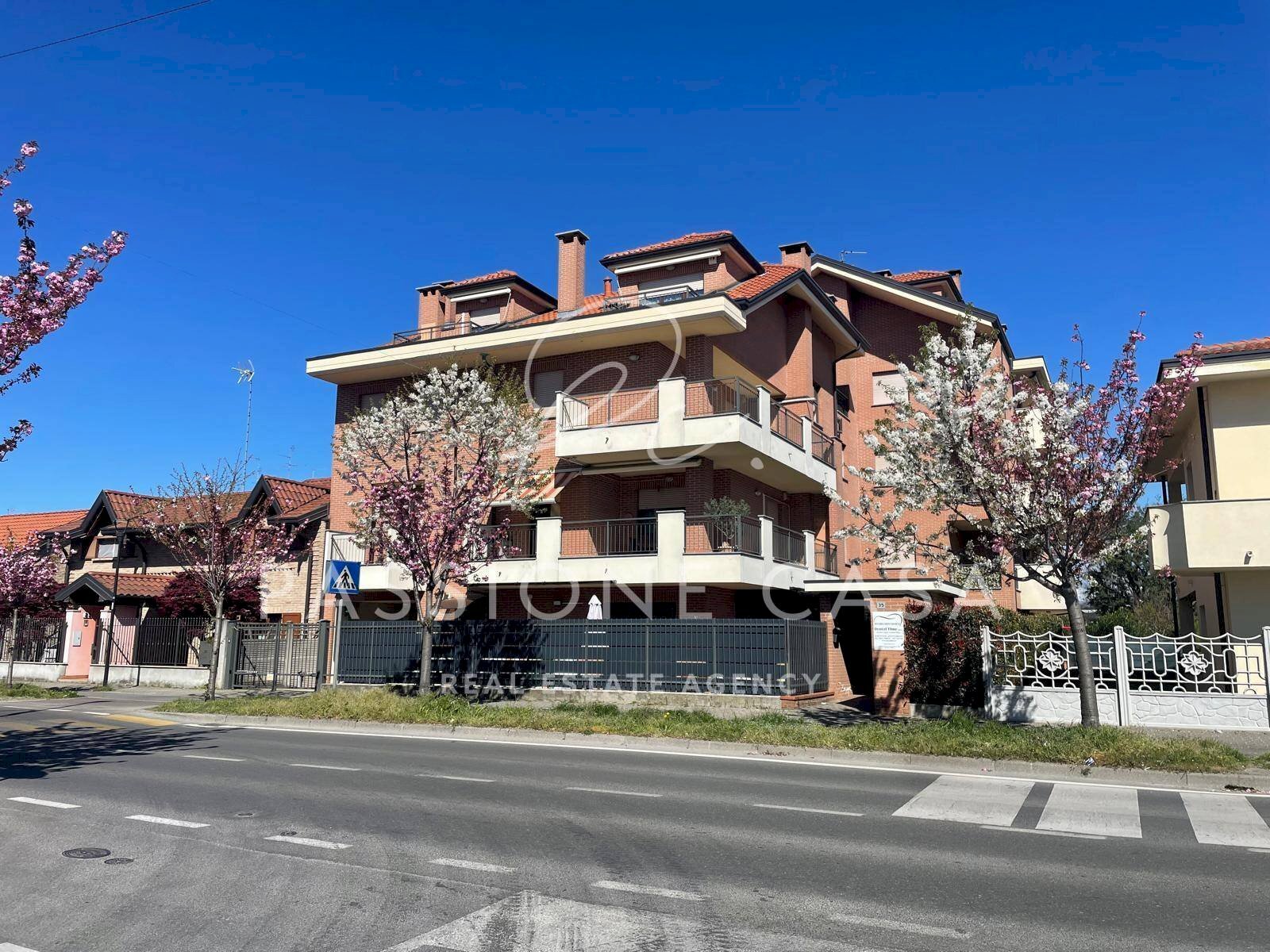 Foto 1 - Trilocale Via Molino Arese
 
35, Cesano Maderno - foto 1