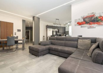 Salone - Appartamento via Reggio, 6, Torino (zona Aurora) - foto 1