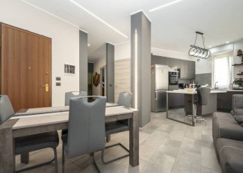 Salone - Appartamento via Reggio, 6, Torino (zona Aurora) - foto 4