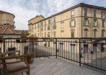 Balcone - Appartamento via Reggio, 6, Torino (zona Aurora) - foto 35