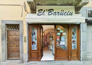 Facciata - Bar Tavola Calda - Fredda piazza Camillo Benso di Cavour, 18, Pinerolo - foto 1