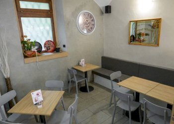 Interno non residenziale - Bar Tavola Calda - Fredda piazza Camillo Benso di Cavour, 18, Pinerolo - foto 9