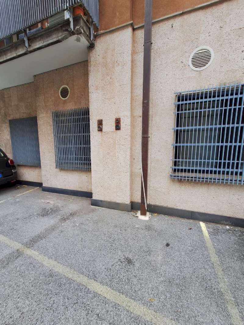 whatsapp image 2026-04-14 at 16.50.55 - Posto Auto via Lagustena, Genova (zona San Martino) - foto 3