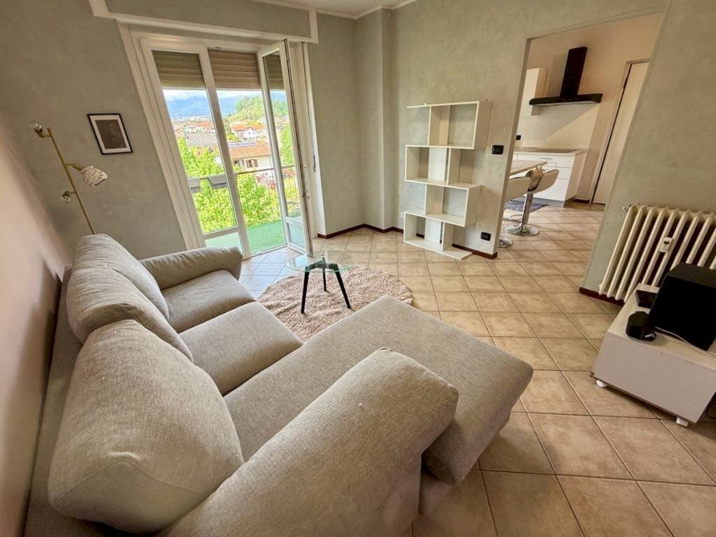 Soggiorno - Quadrilocale via Magliazza, 8, Vigliano Biellese - foto 3