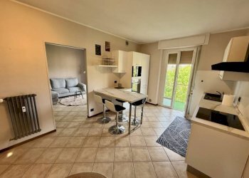 Cucina - Quadrilocale via Magliazza, 8, Vigliano Biellese - foto 2