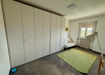 Camera da letto - Quadrilocale via Magliazza, 8, Vigliano Biellese - foto 10