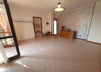 soggiorno - Appartamento via Vittorio Emanuele, Dovera - foto 3