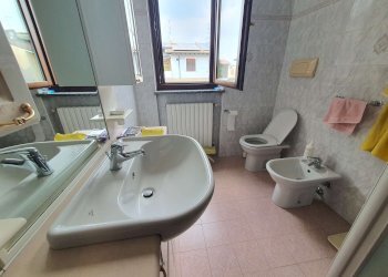 bagno - Appartamento via Vittorio Emanuele, Dovera - foto 23
