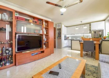 Salone - Trilocale via Umberto I, 9, Renate - foto 6