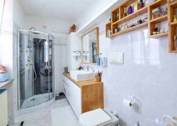 Bagno - Trilocale via Umberto I, 9, Renate - foto 10