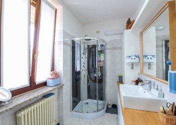 Bagno - Trilocale via Umberto I, 9, Renate - foto 11