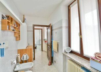 Bagno - Trilocale via Umberto I, 9, Renate - foto 12