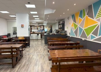 Interno non residenziale - Negozio via Quintino Sella, 1, Cuneo (zona Centro) - foto 16