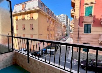 Balcone - Trilocale via Francesco Ravaschio, 61, Genova (zona Sestri Ponente) - foto 4