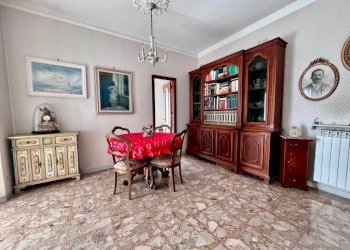 Salone - Trilocale via Francesco Ravaschio, 61, Genova (zona Sestri Ponente) - foto 9