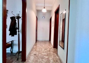 Corridoio - Trilocale via Francesco Ravaschio, 61, Genova (zona Sestri Ponente) - foto 16