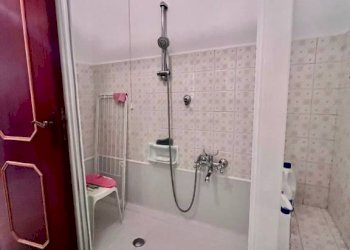 Bagno - Trilocale via Francesco Ravaschio, 61, Genova (zona Sestri Ponente) - foto 19