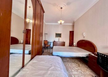 Camera da letto - Trilocale via Francesco Ravaschio, 61, Genova (zona Sestri Ponente) - foto 24